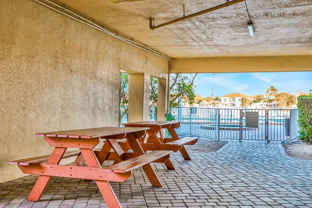 Апартаменти Palms Of Treasure Island 405 Сент-Піт-Біч Екстер'єр фото